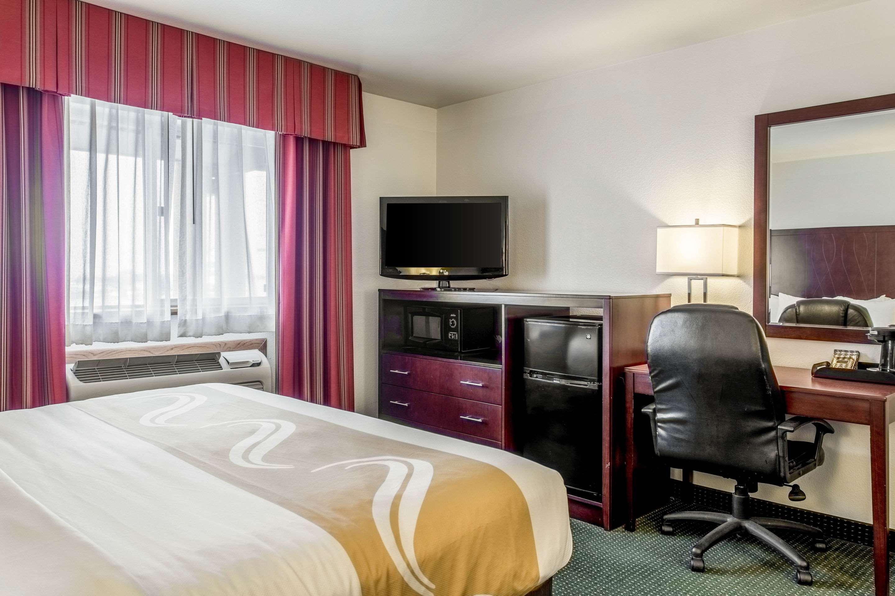 Quality Inn Belgrade Zewnętrze zdjęcie