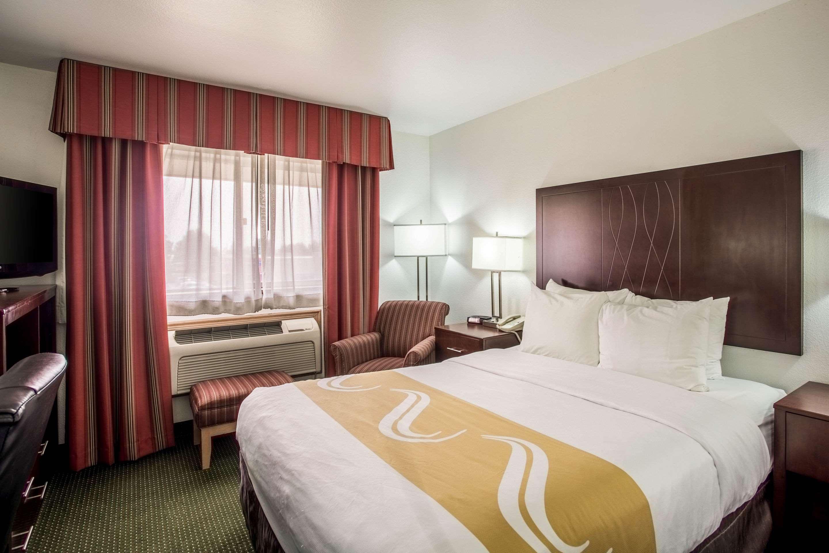 Quality Inn Belgrade Zewnętrze zdjęcie