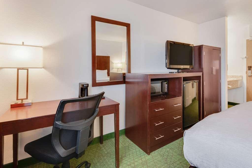 Quality Inn Belgrade Pokój zdjęcie