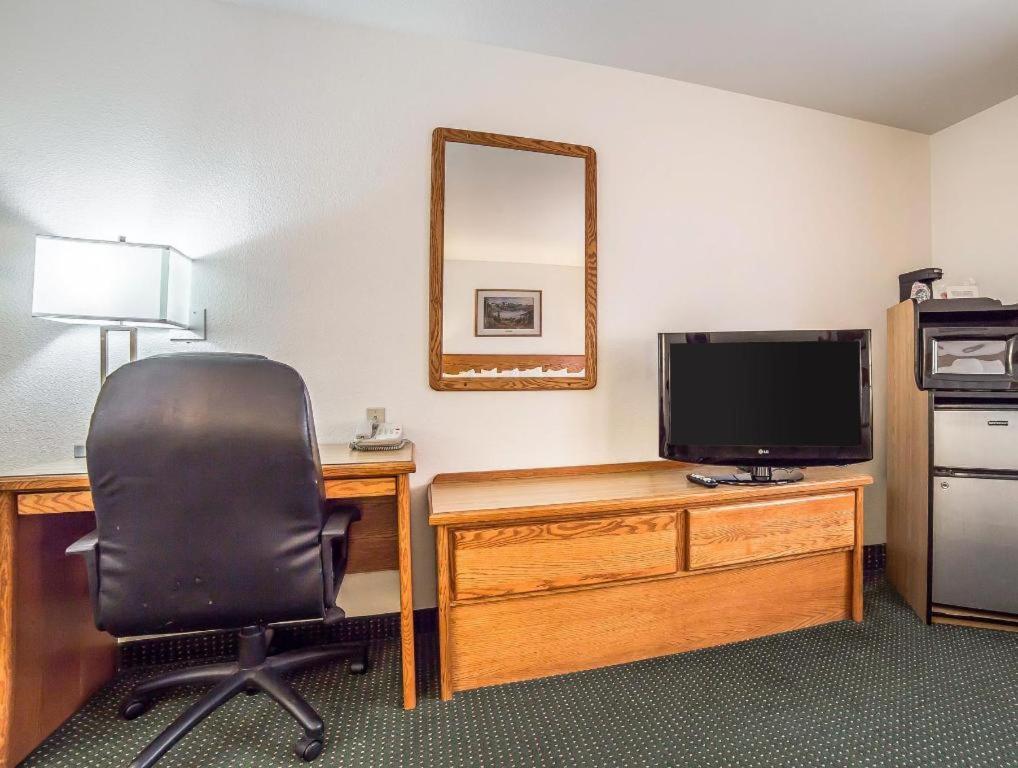 Quality Inn Belgrade Zewnętrze zdjęcie