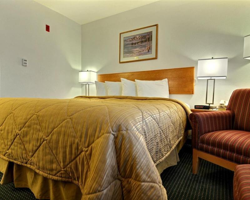 Quality Inn Belgrade Zewnętrze zdjęcie